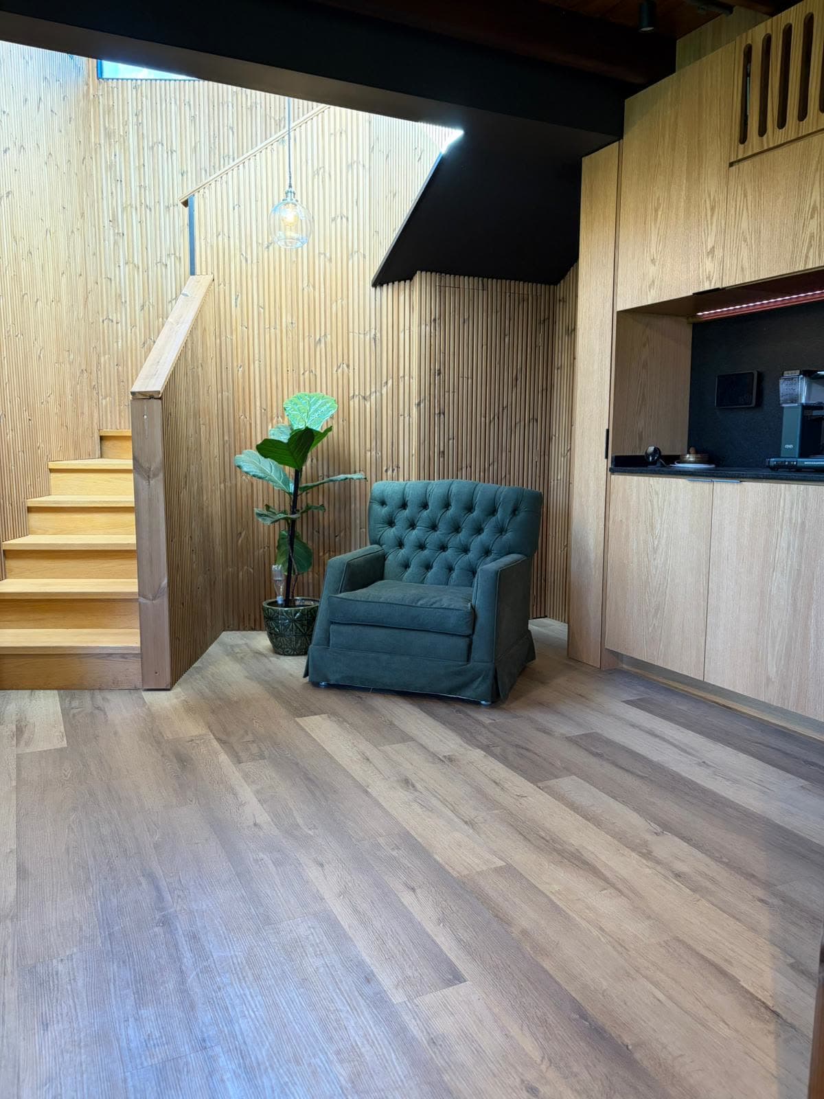 Villa Serrana — Stair and living room entrance
